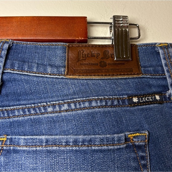 Sz. 14 / 32 Lucky Brand Sofia Bootcut Jeans - Picture 8 of 12